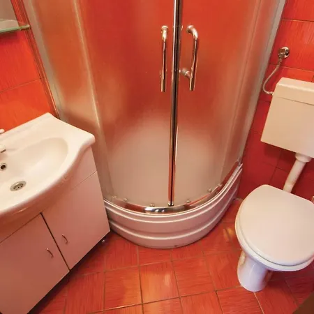 Three-bedroom In Apartment Vodice
